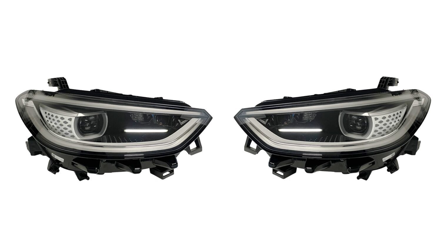 2X NOWE ORYGINALNE REFLEKTORY IQ LIGHT MATRYCOWE REFLEKTORY MATRIX LED ZE ŚWIATŁEM DZIENNYM DRL VOLKSWAGEN ID.3 ID3 10B941036 10B941035-0